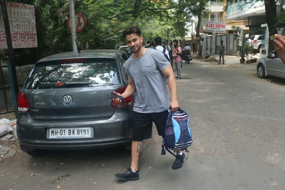 Kunal Khemu Seen Outside A Gym