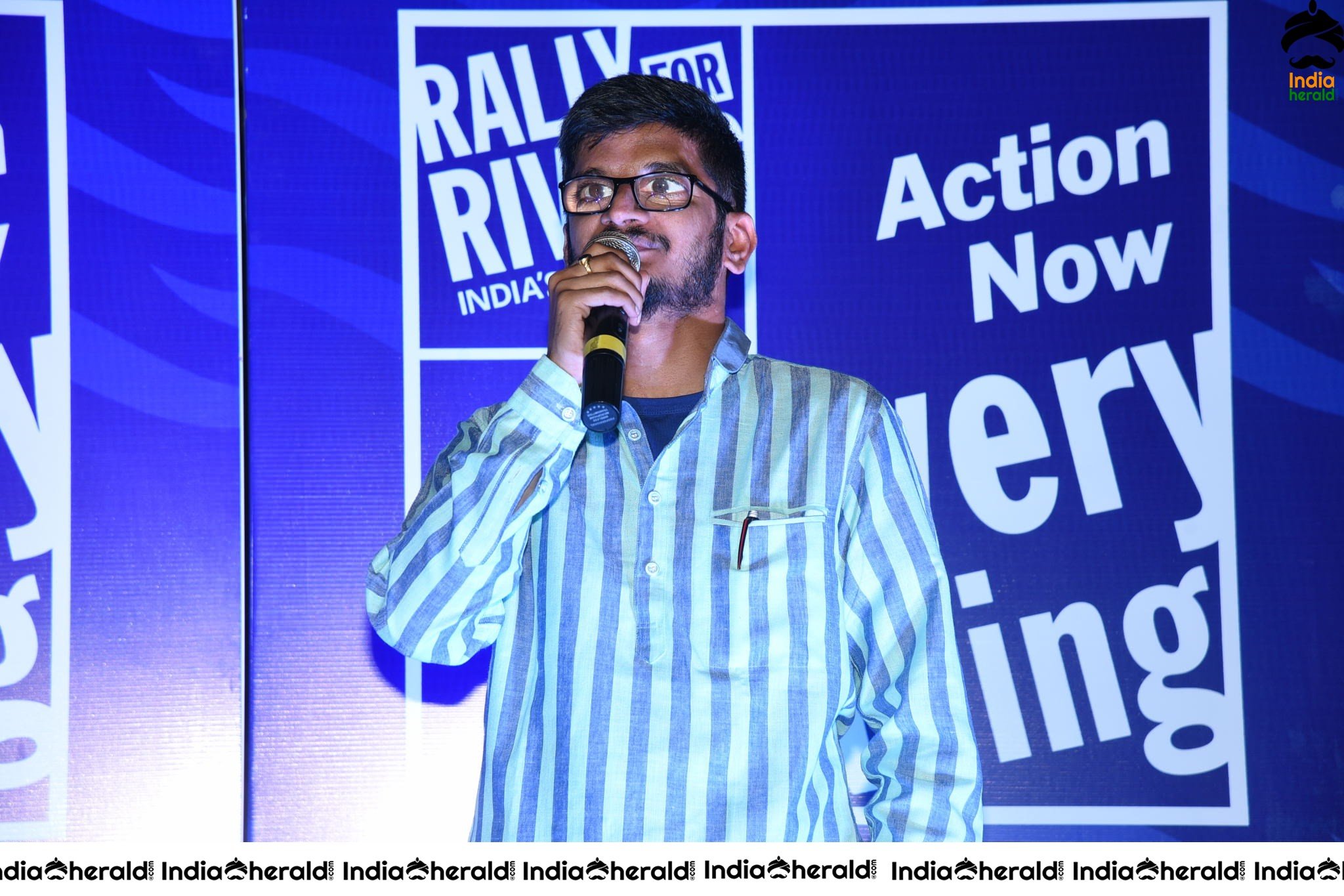 Lyricist Ananta Sriram latest Clicks Set 2