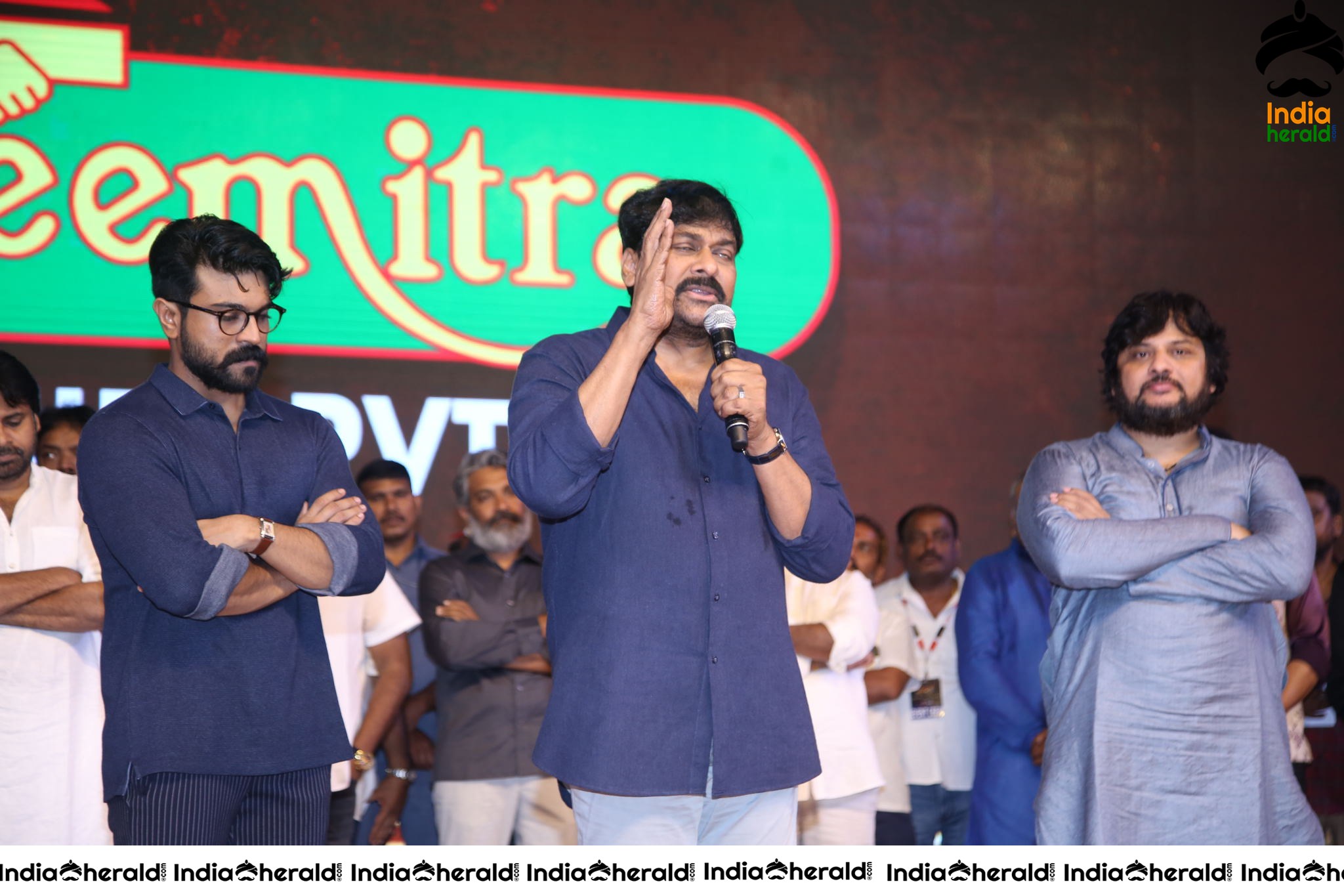 Mega Star Chiranjeevi Speech At Sye Raa Event Set 3