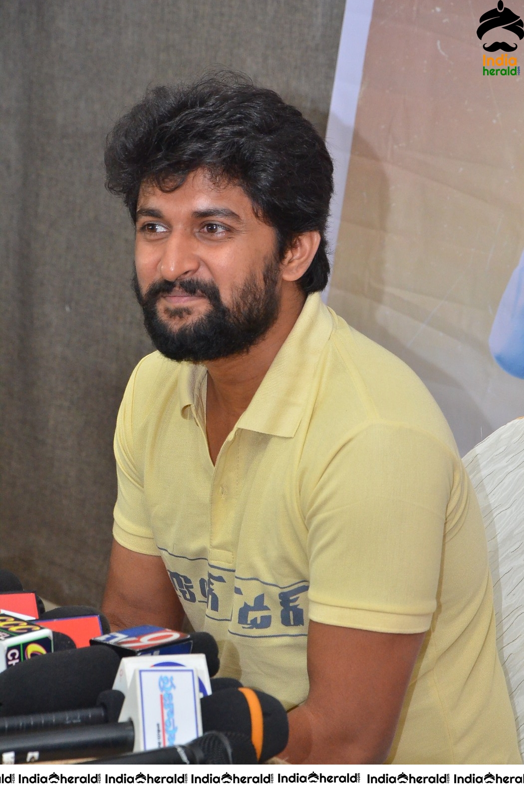 Nani At Gang Leader Press Meet In Rajmundry Set 1