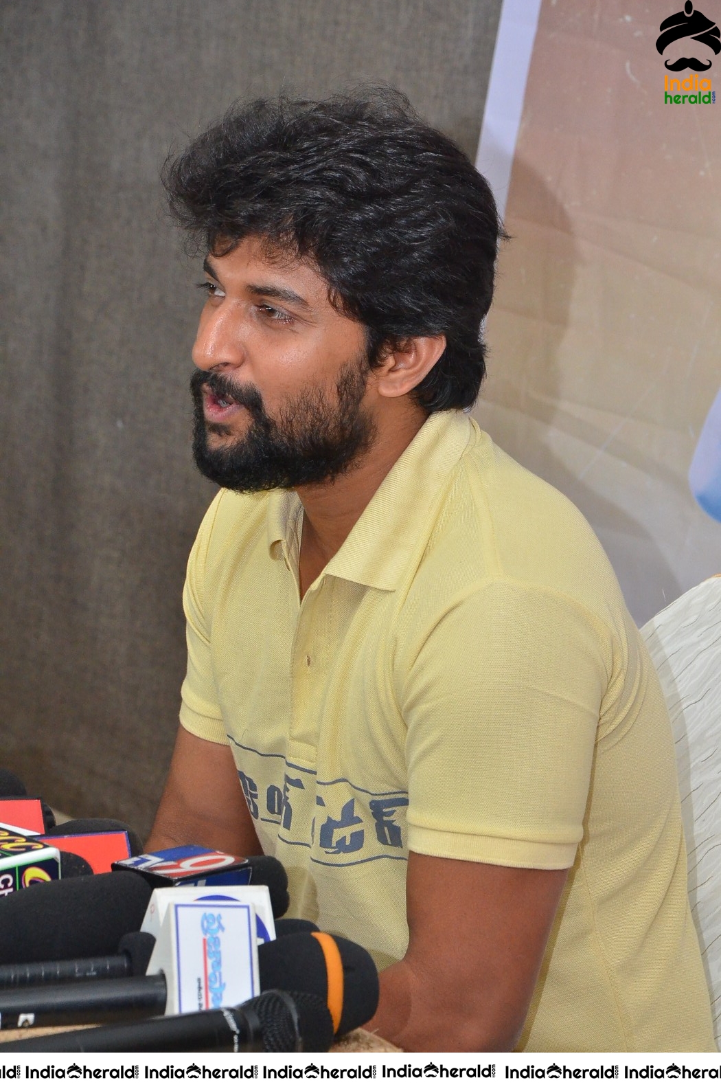 Nani At Gang Leader Press Meet In Rajmundry Set 1