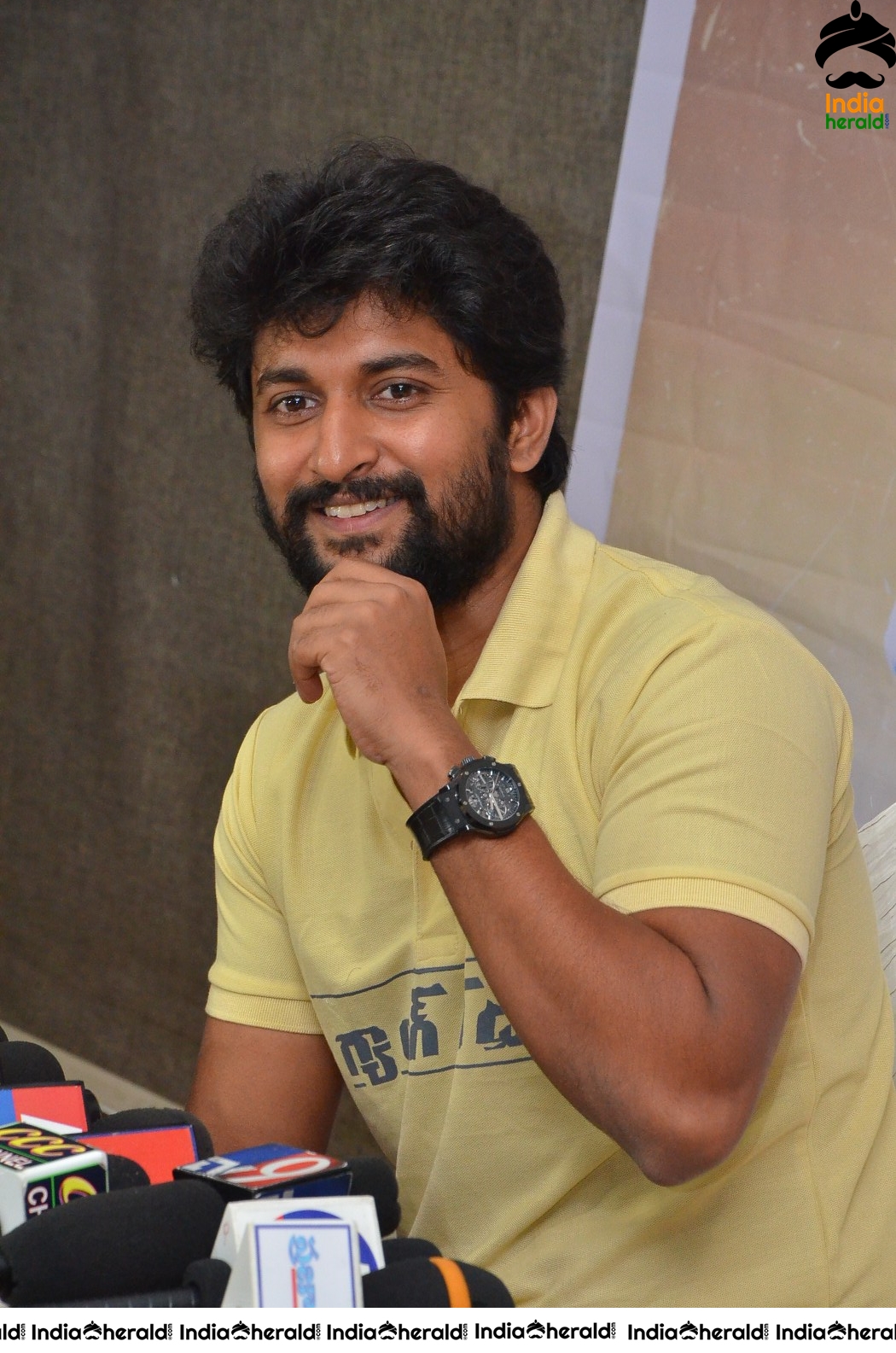 Nani At Gang Leader Press Meet In Rajmundry Set 1