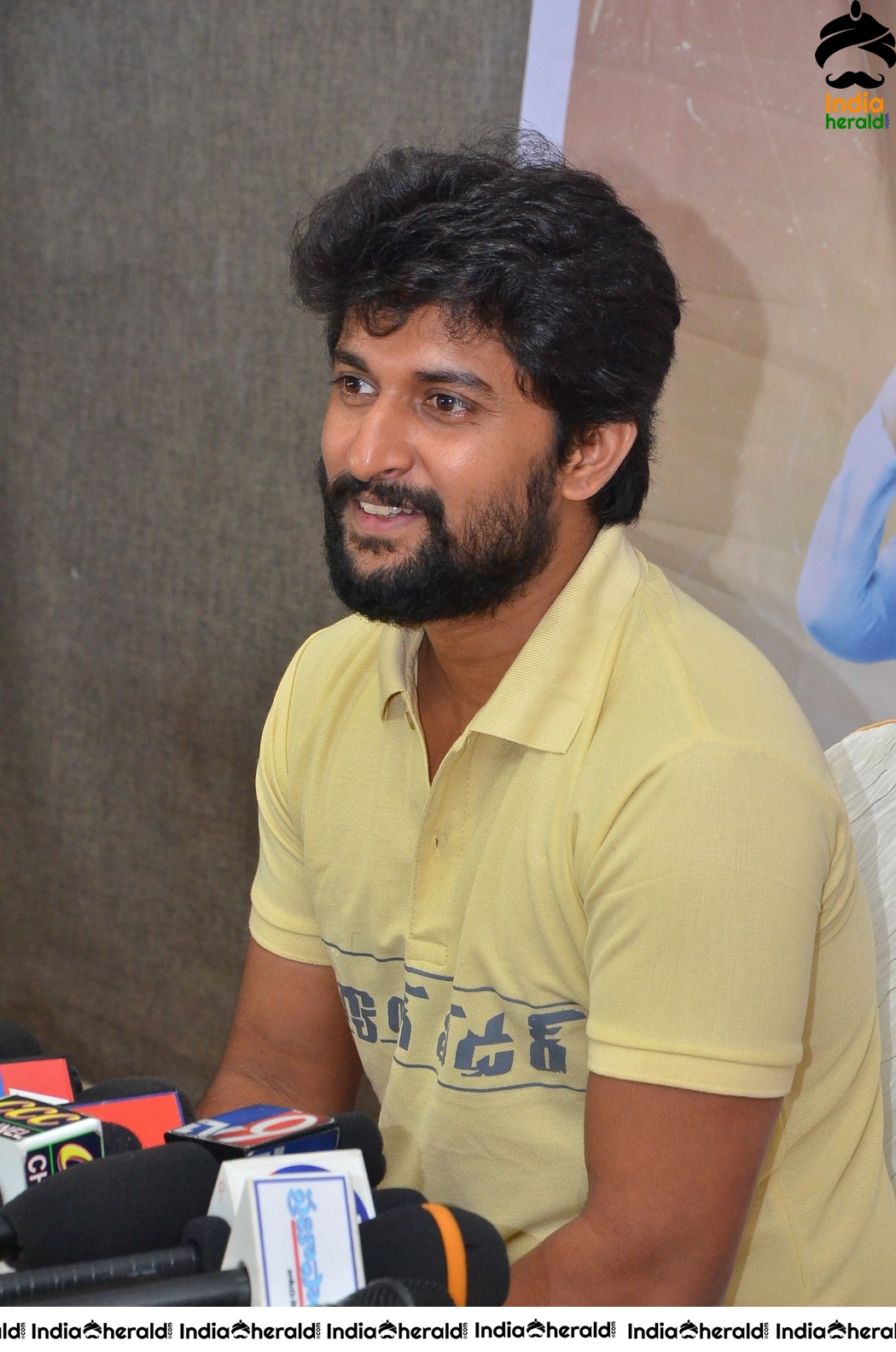 Nani At Gang Leader Press Meet In Rajmundry Set 1