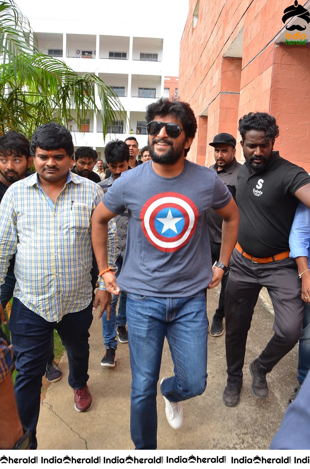 Nani Promoting Gang Leader Movie At VVIT College Set 1