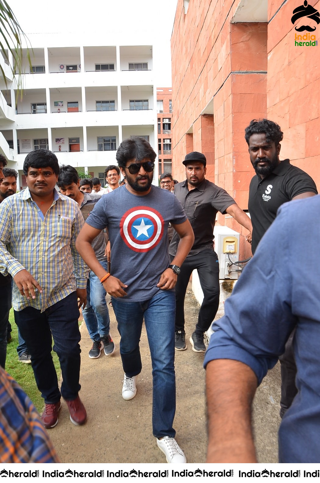 Nani Promoting Gang Leader Movie At VVIT College Set 1