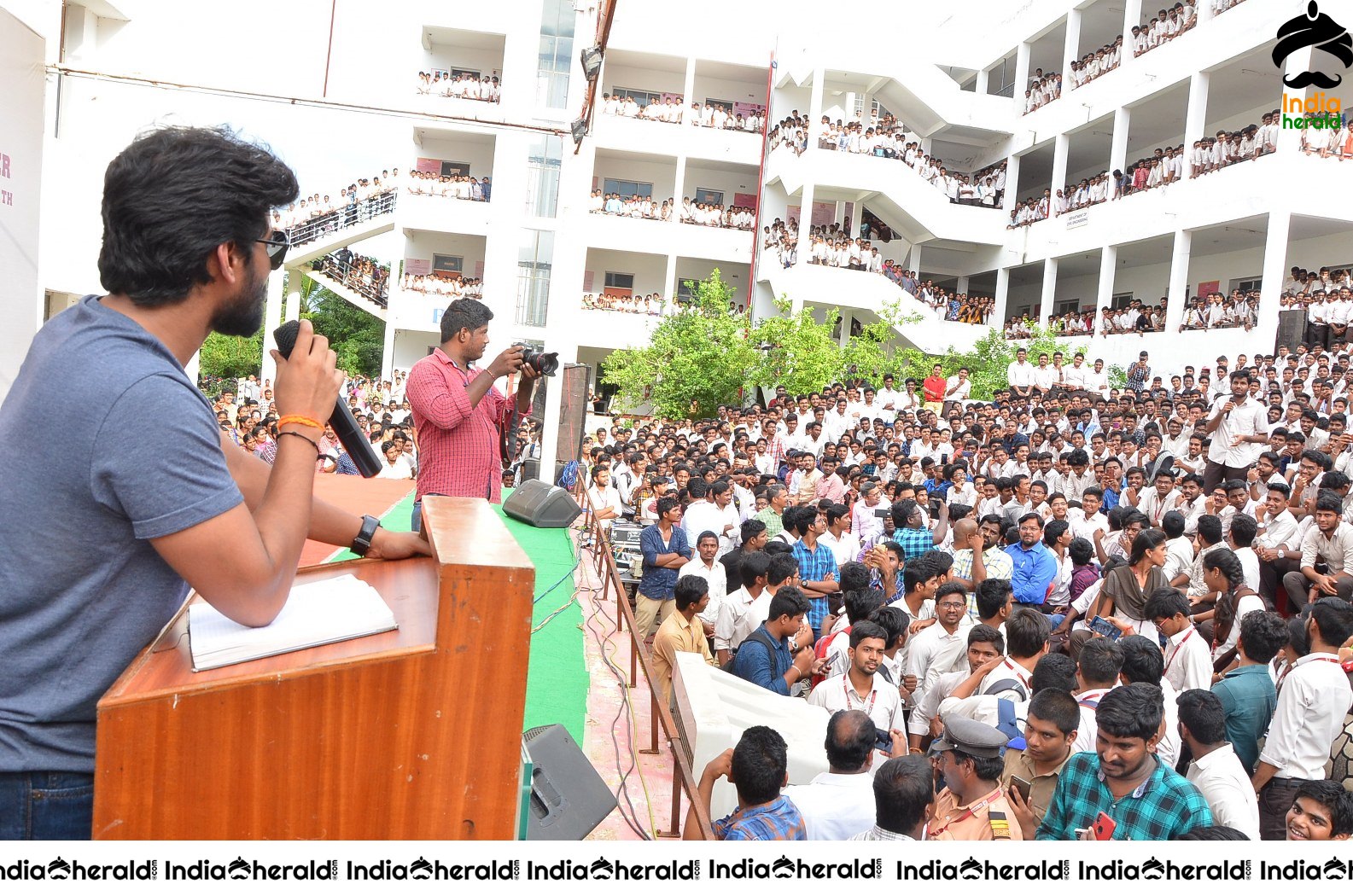 Nani Promoting Gang Leader Movie At VVIT College Set 4