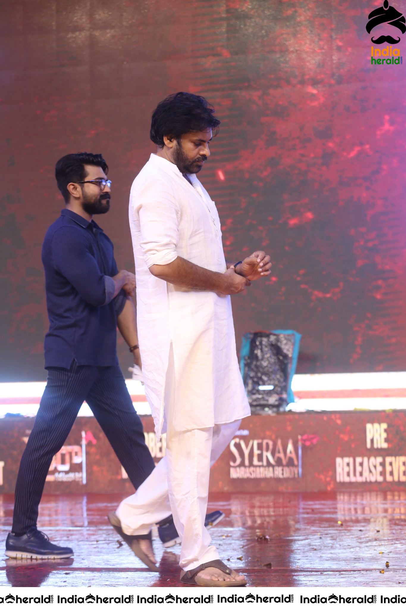 Power Star Pawan Kalyan Powerful Speech Photos Set 1