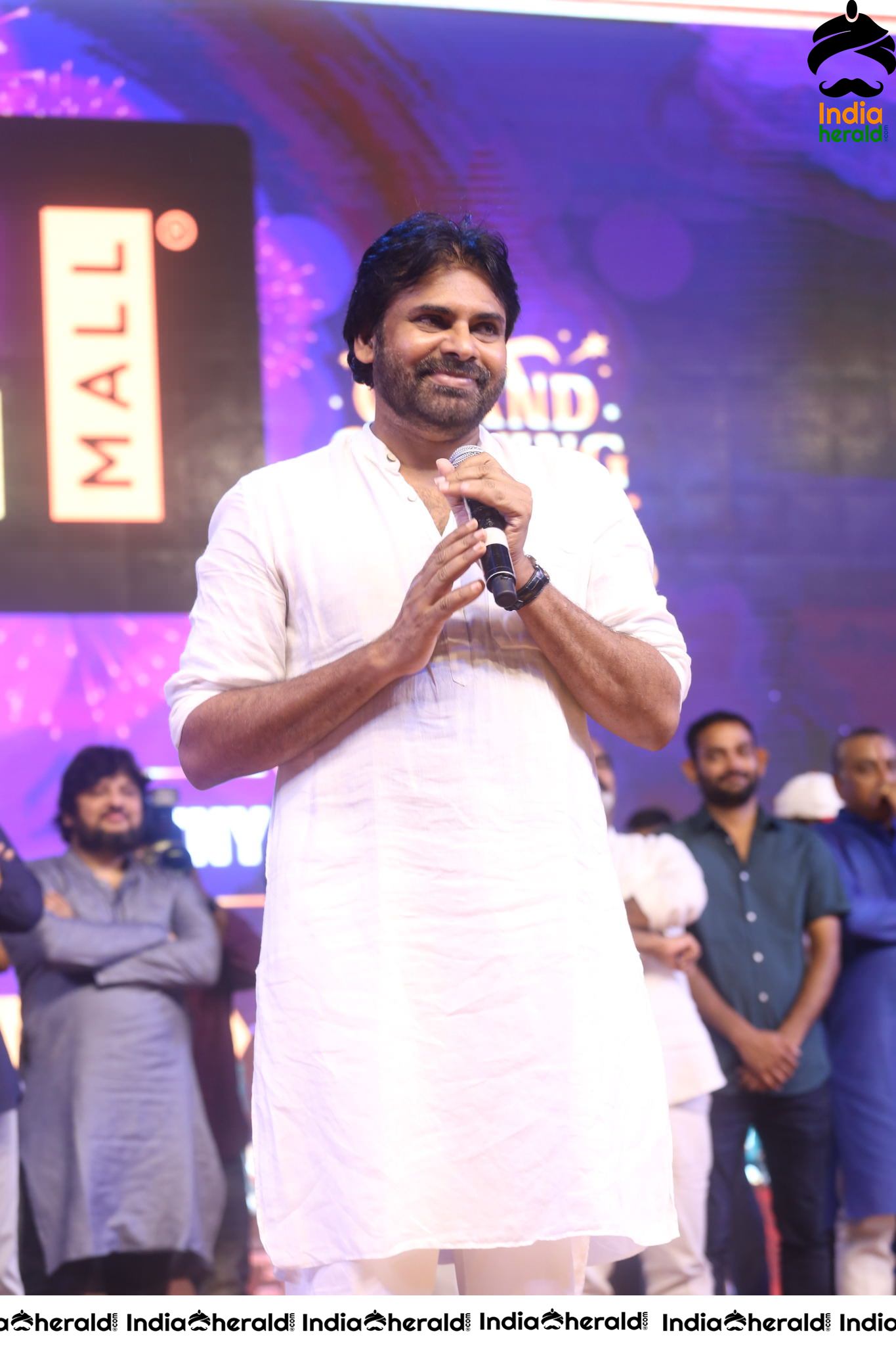 Power Star Pawan Kalyan Powerful Speech Photos Set 2