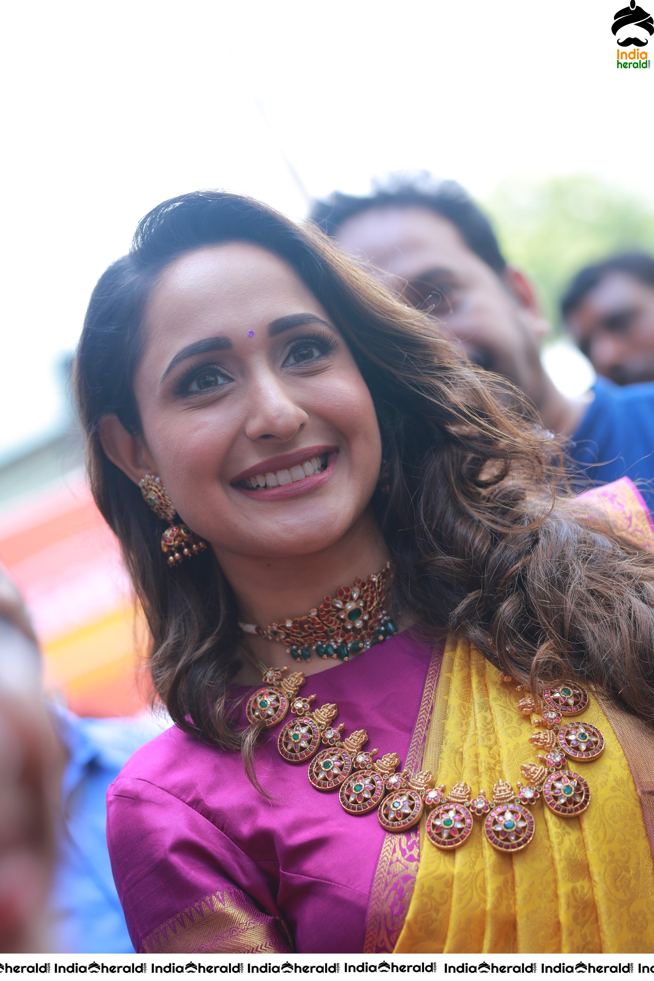 Pragya Jaiswal Solo HD Shots at Jewellery Shop Opening Set 1