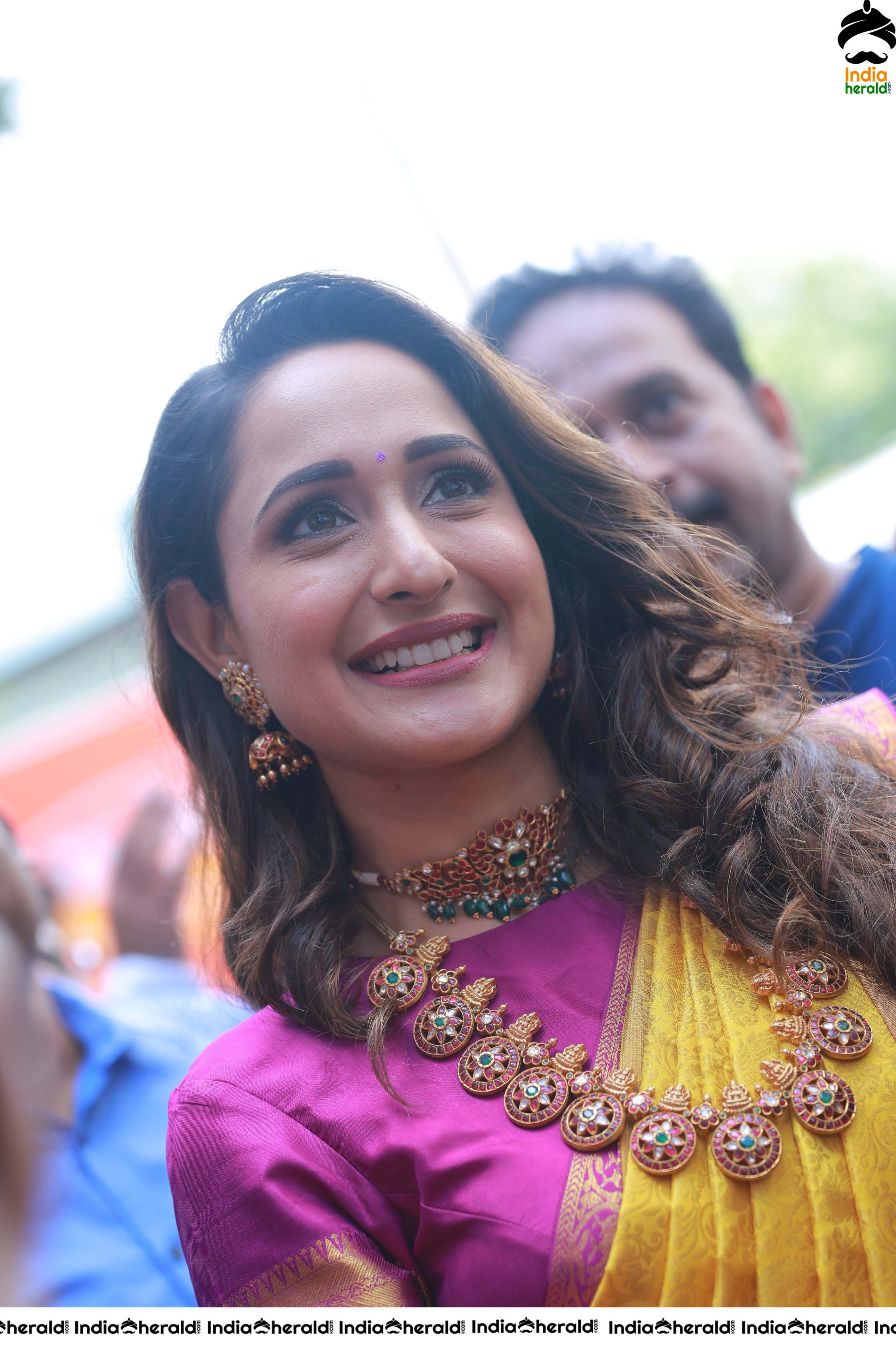 Pragya Jaiswal Solo HD Shots at Jewellery Shop Opening Set 1