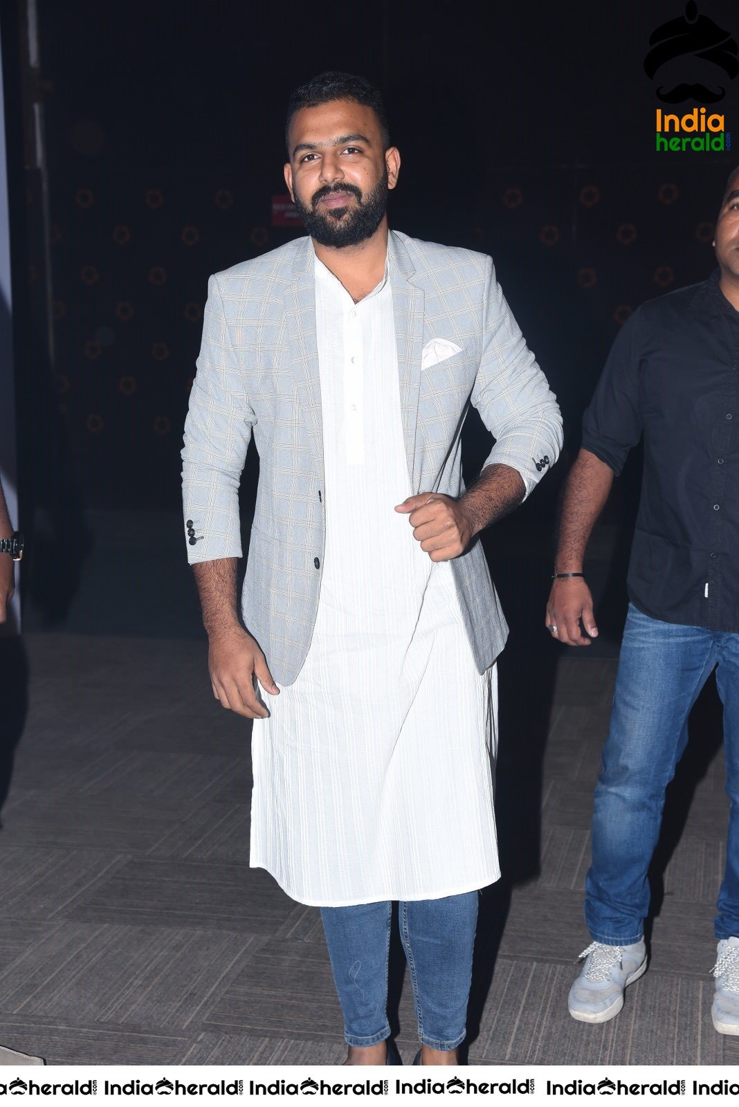 Producer of MMC enters the stage