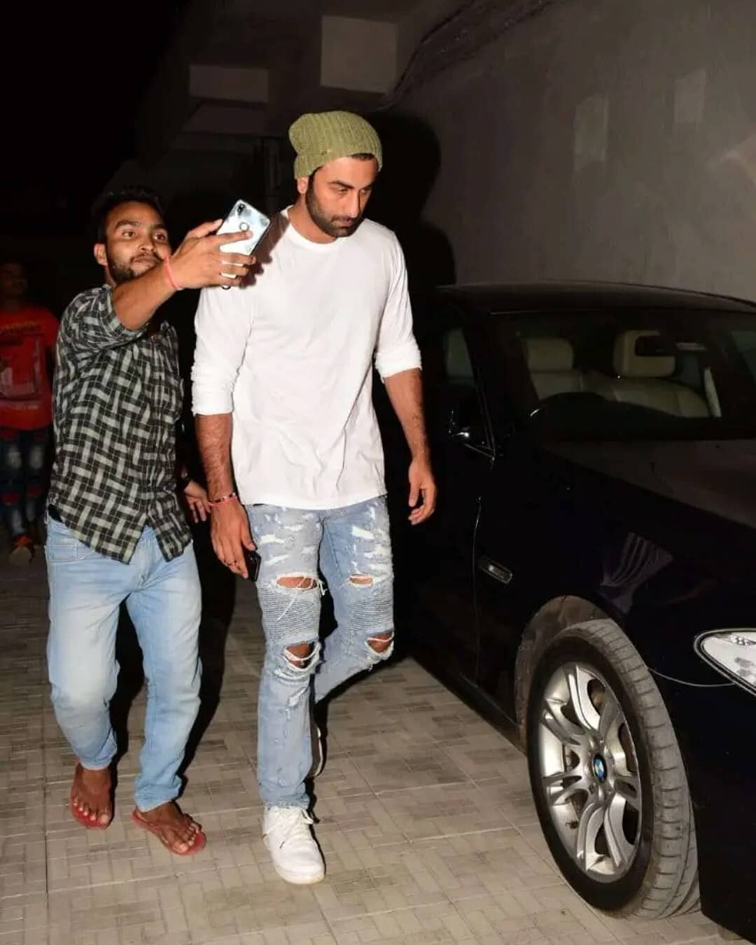 Ranbir Kapoor Spotted Outside His Home In Mumbai