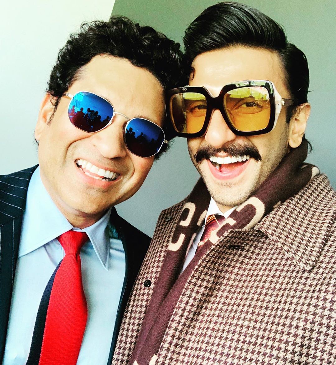 Ranveer Singh With Older Generation Cricket Player At ICC Cricket World Cup