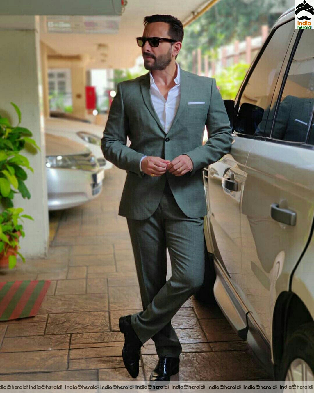 Saif Ali Khan At Set For The Trailer Launch Of Tanhaji The Unsung Warrier