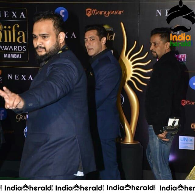 Salman Khan Doing Perparation For IIFA Award 2019