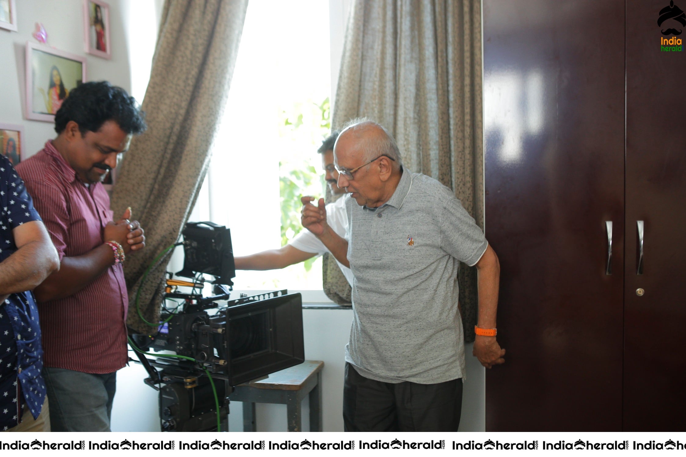 Senior Director SINGEETHAM garu at VALLIDHARI MADHYA movie sets STILLS Set 1