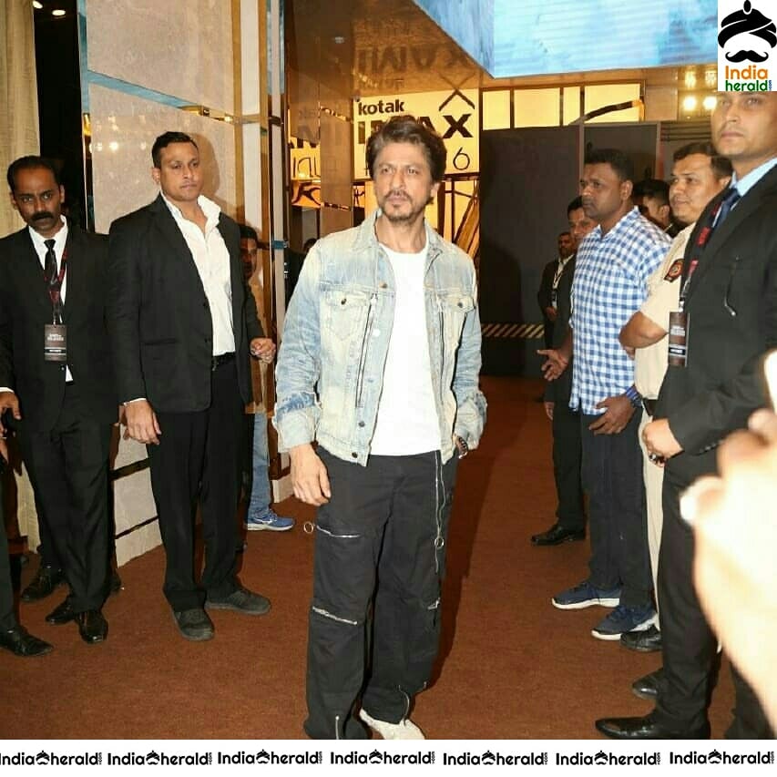 Shah Rukh Khan And Emraan Hashmi At The Screening Of Bard Of Blood