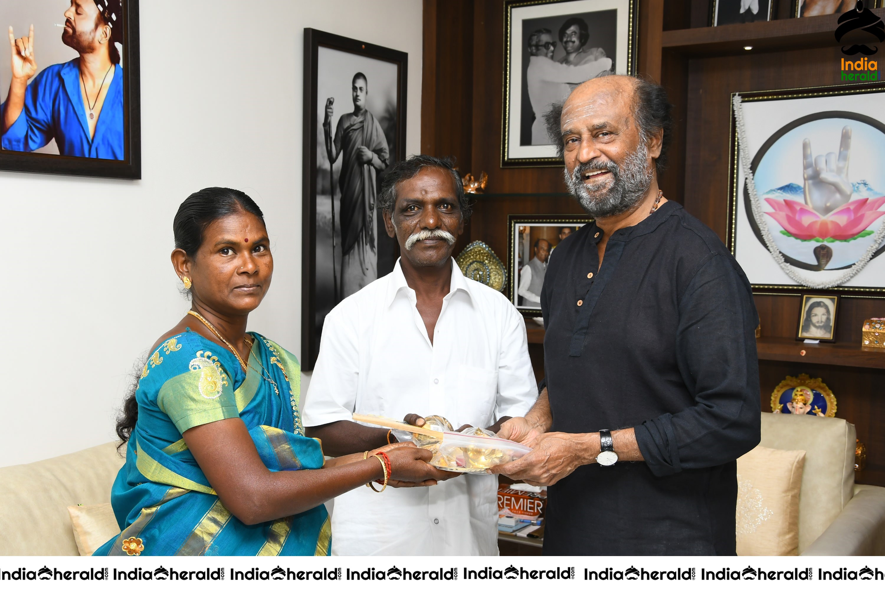 Super Star Rajini distribute Free Homes to the people who lost everything in Gaja Cyclone Set 1