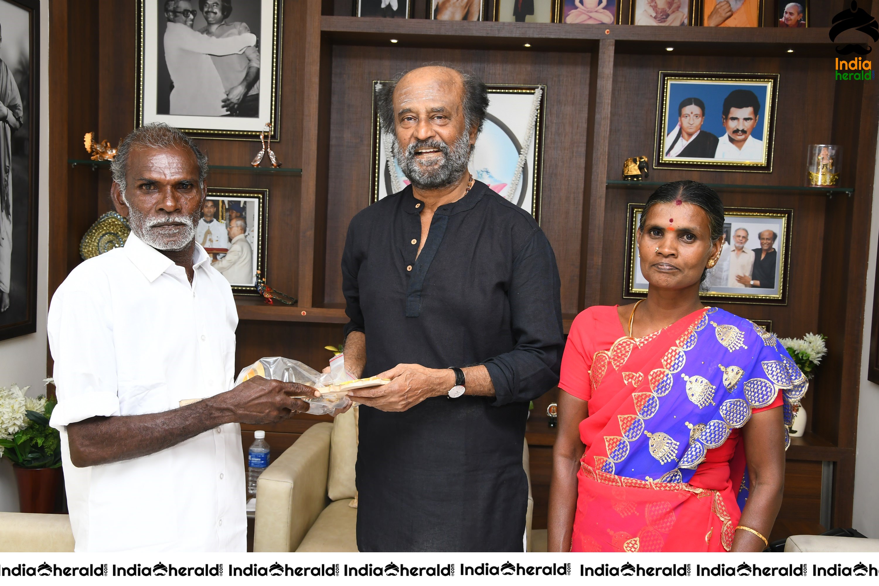 Super Star Rajini distribute Free Homes to the people who lost everything in Gaja Cyclone Set 1