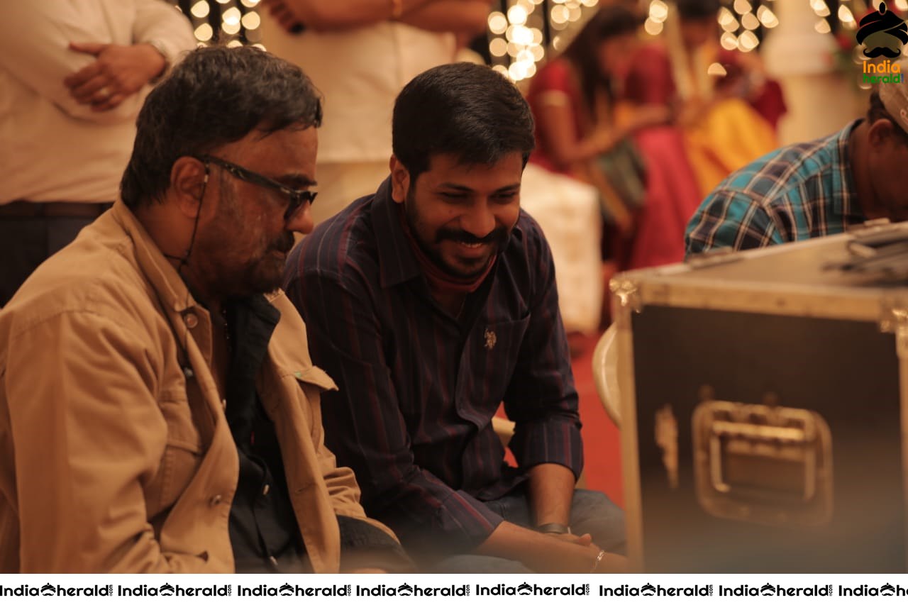 Thumbaa Director Latest AD with Legendary Cinematographer