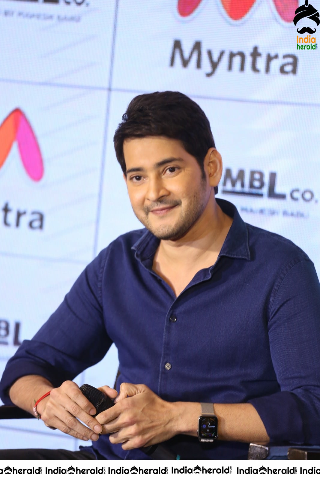 Various Looks of Mahesh Babu during the launch of his Apparell Brand Set 1