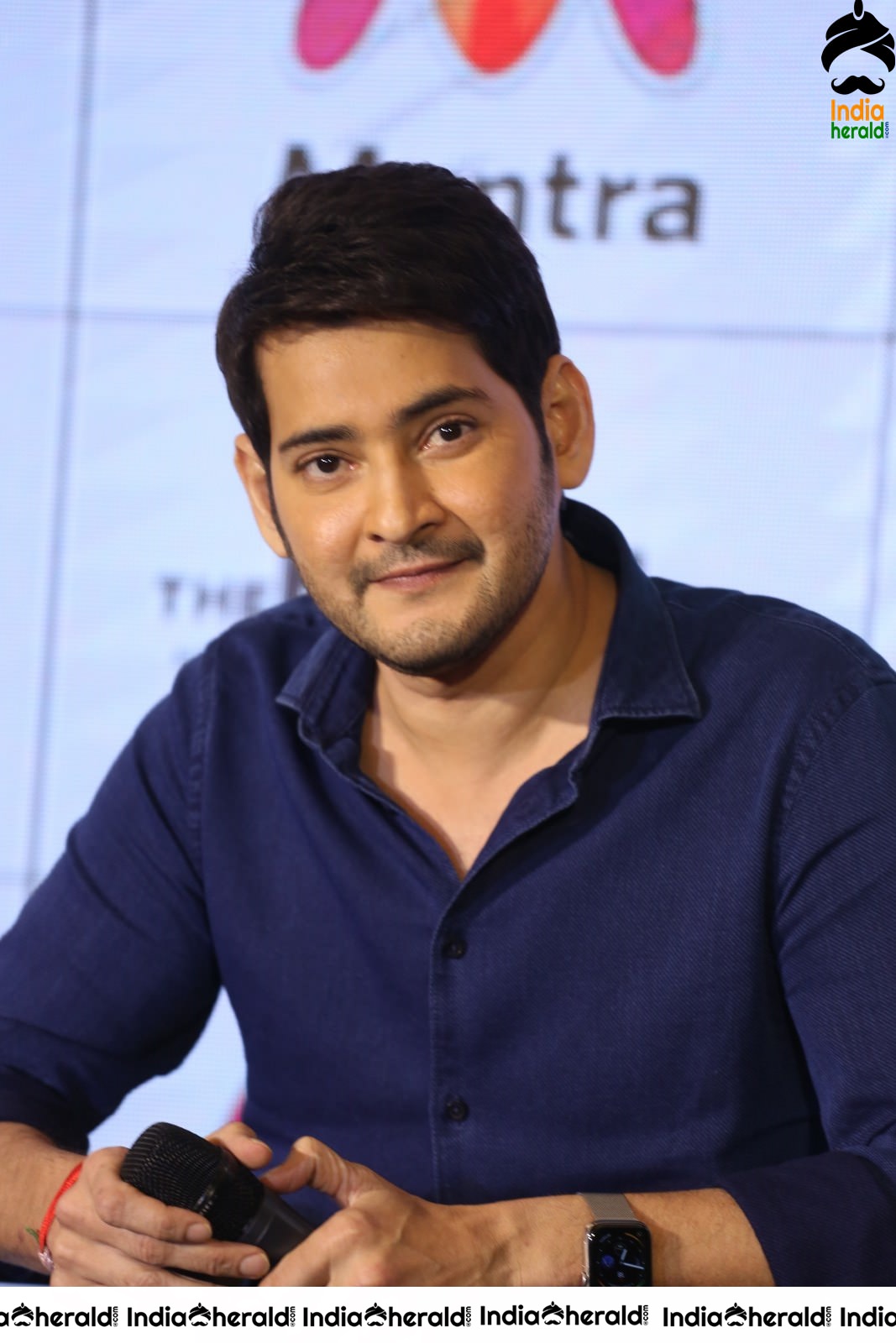 Various Looks of Mahesh Babu during the launch of his Apparell Brand Set 2