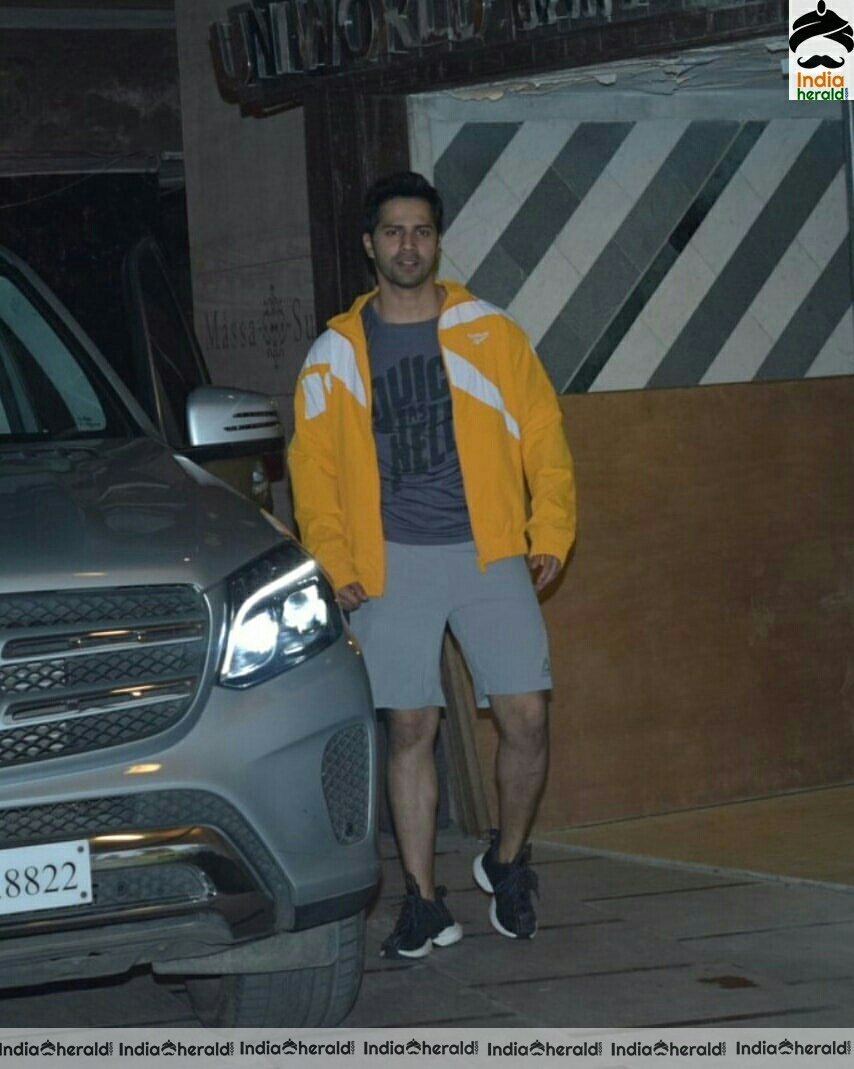 Varun Dhawan Spotted At Gym In Juhu