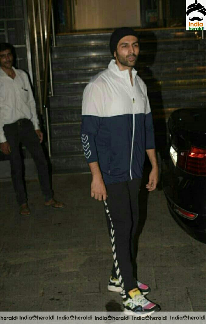 Varun Dhawan Spotted Outside At Bandra