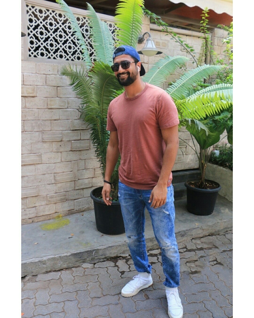 Vicky Kaushal Seen At Juhu