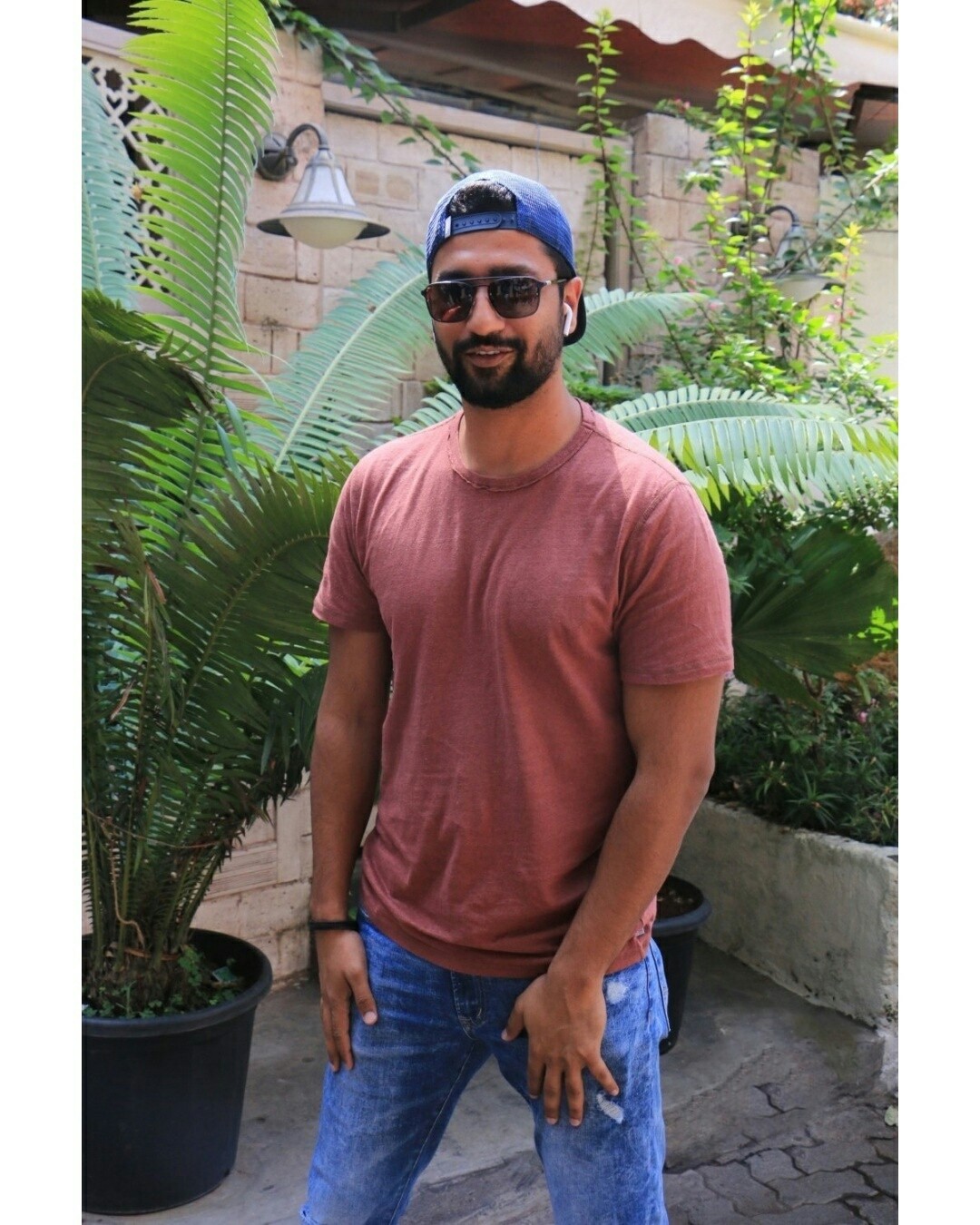 Vicky Kaushal Seen At Juhu