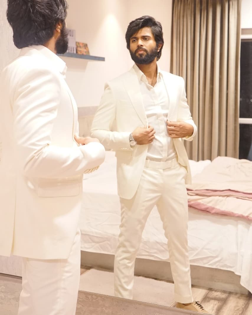 Vijay Deverakonda hasn't seen Kabir Singh, here's why