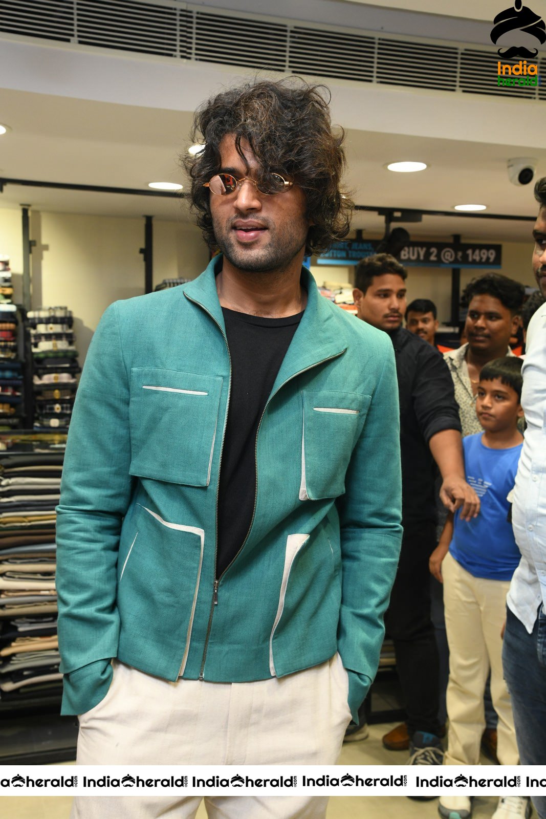 Vijay Devarakonda Launch KLM Shopping Mall Set 2