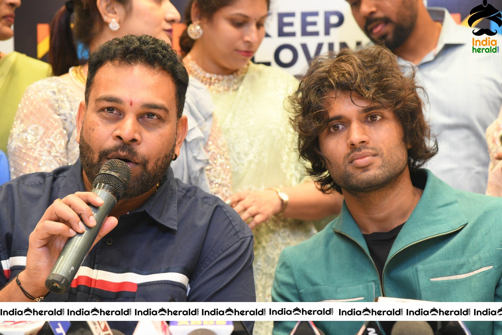 Vijay Devarakonda Launch KLM Shopping Mall Set 3