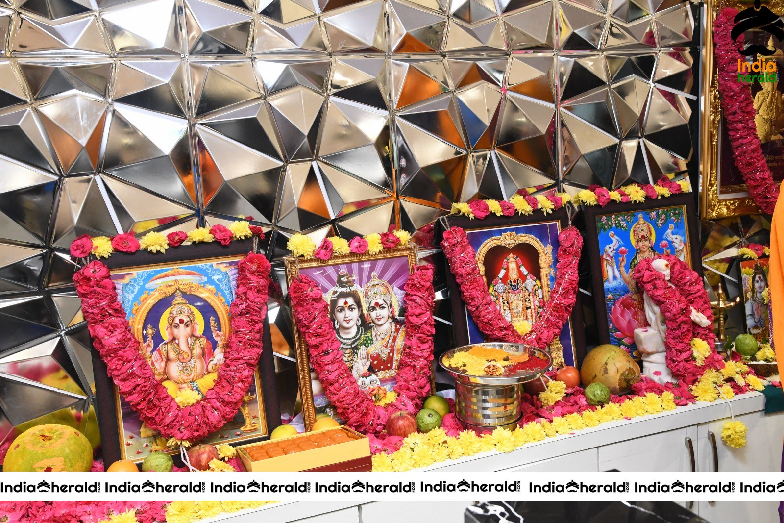 Vijay Devarakonda Launch KLM Shopping Mall Set 5