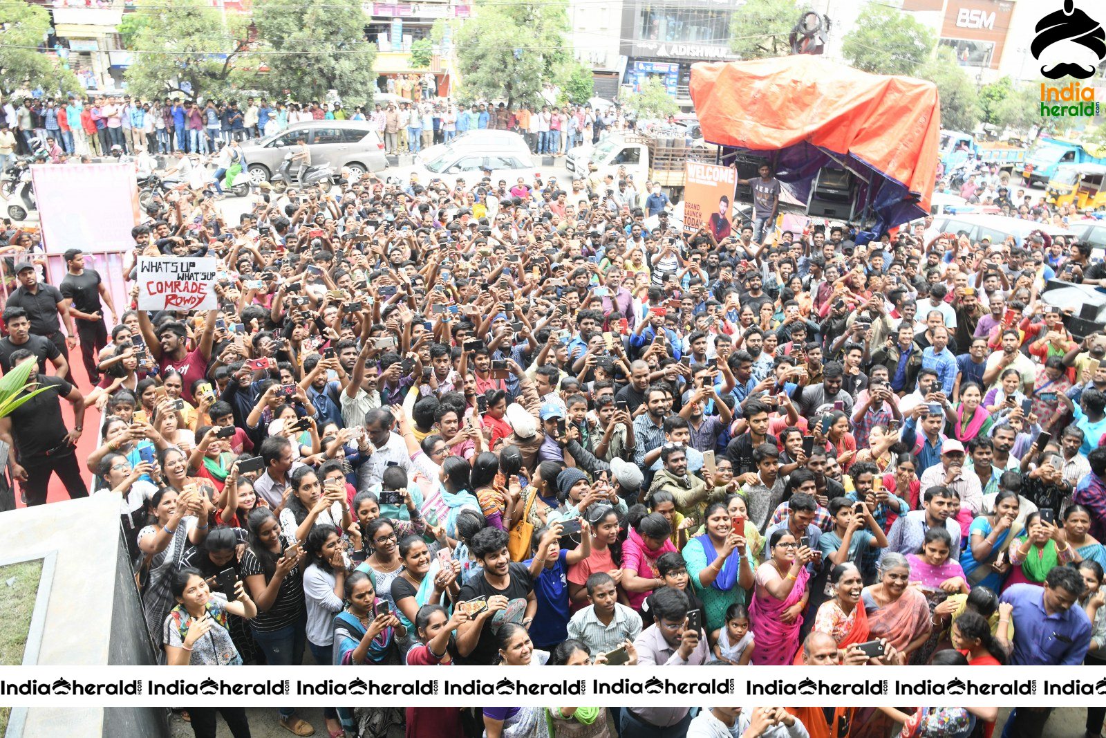 Vijay Devarakonda Launch KLM Shopping Mall Set 5