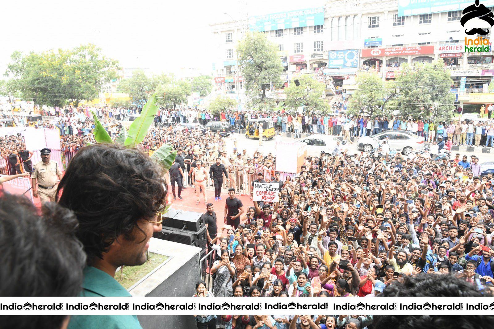 Vijay Devarakonda Launch KLM Shopping Mall Set 5