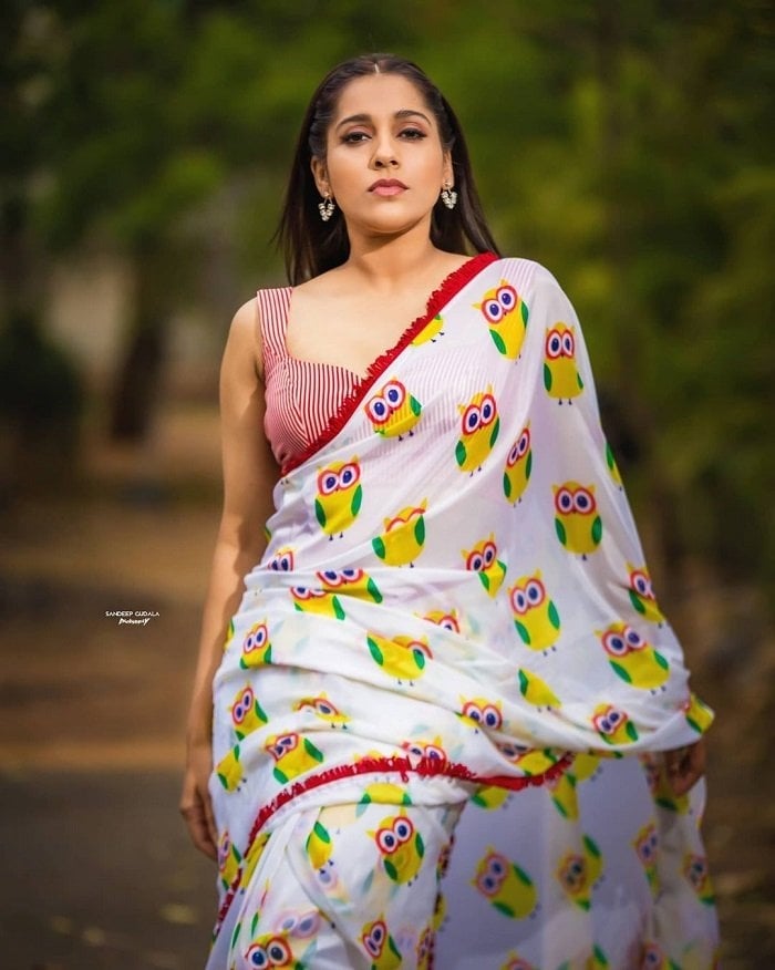 Anchor Rashmi Hot Images In Saree