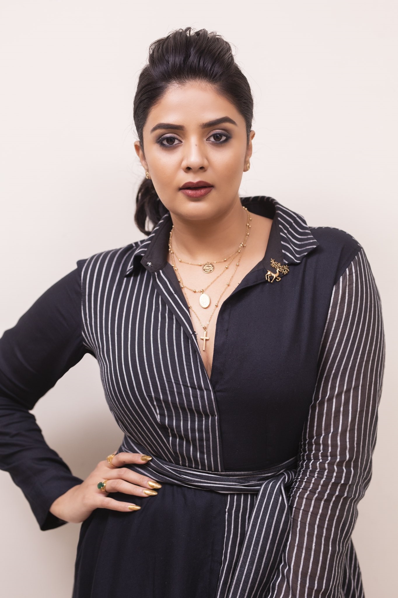 Anchor SreeMukhi Latest Images