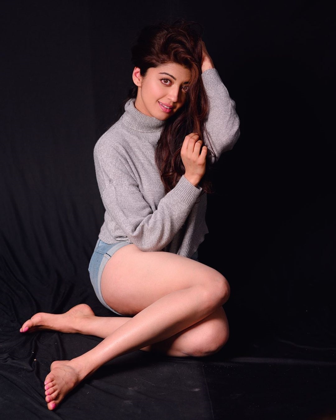 Pranitha subhash Hot Photos