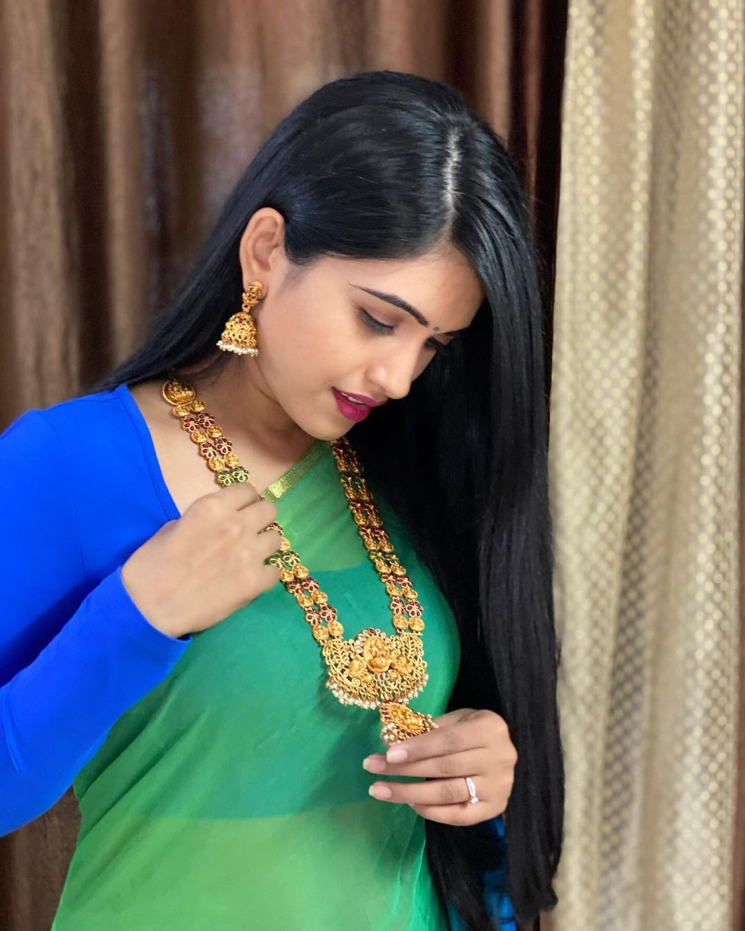 SravanthiChakarapu new Stills