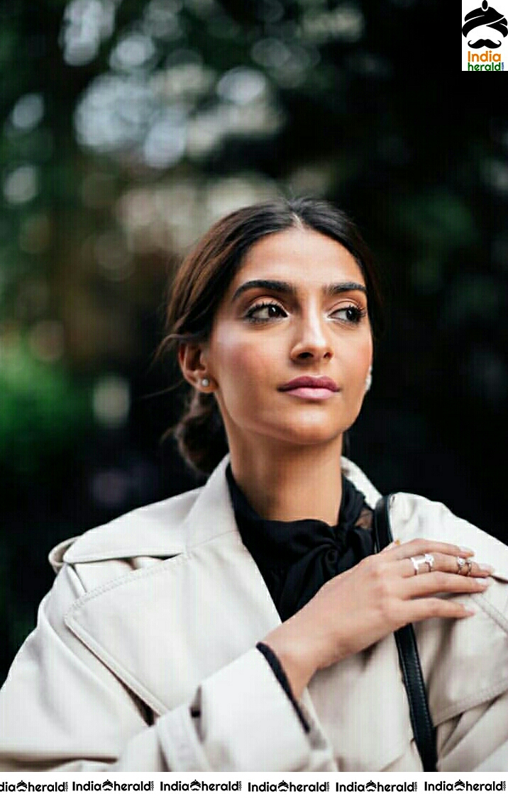 A Gorgeous Sonam Looking Like A British lady