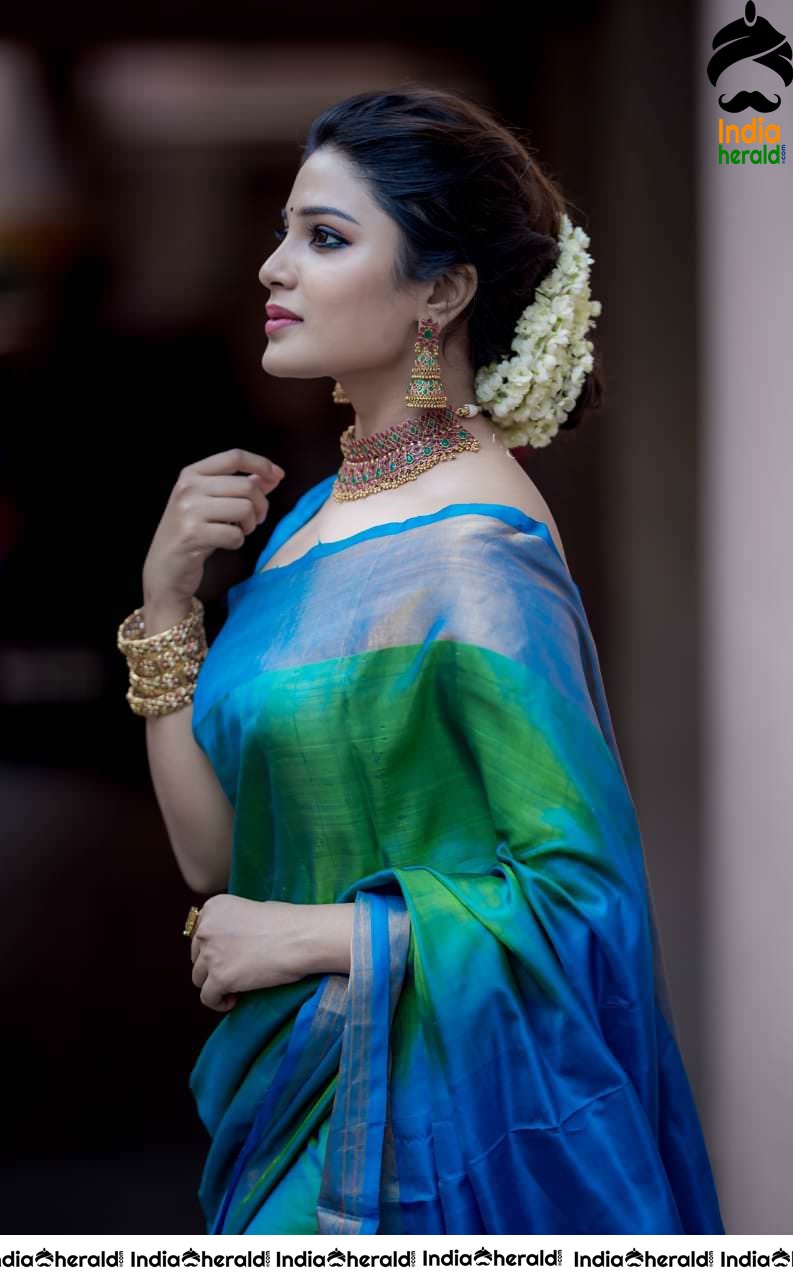 Aathmika is too gorgeous and traditional in Saree