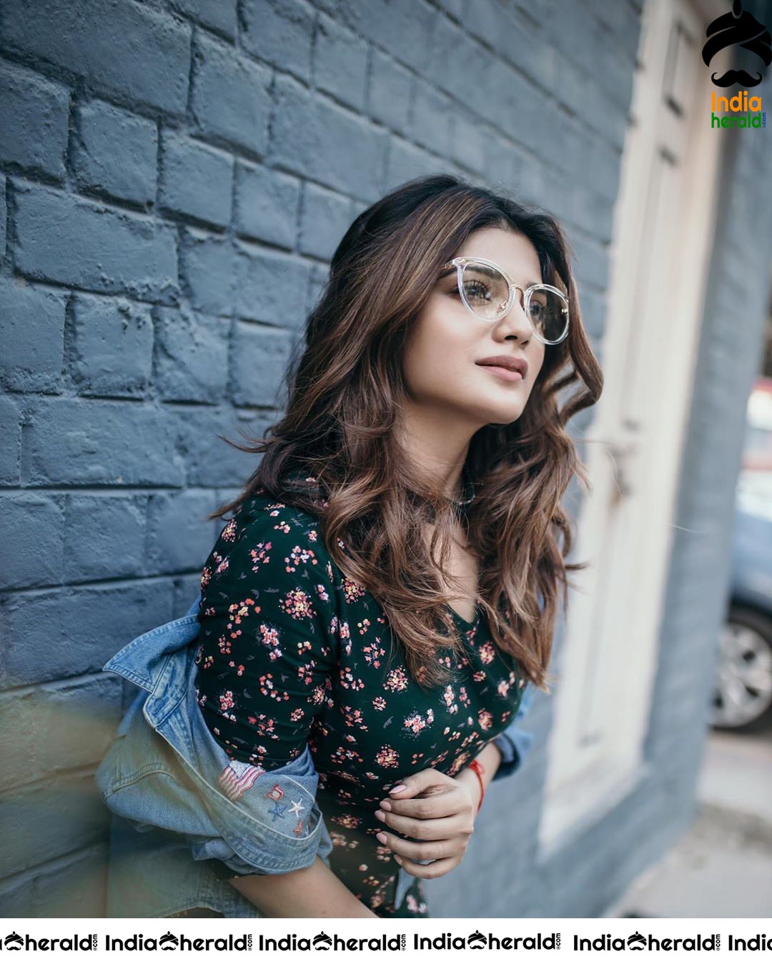 Aathmika latest Mesmerising Photo Stills