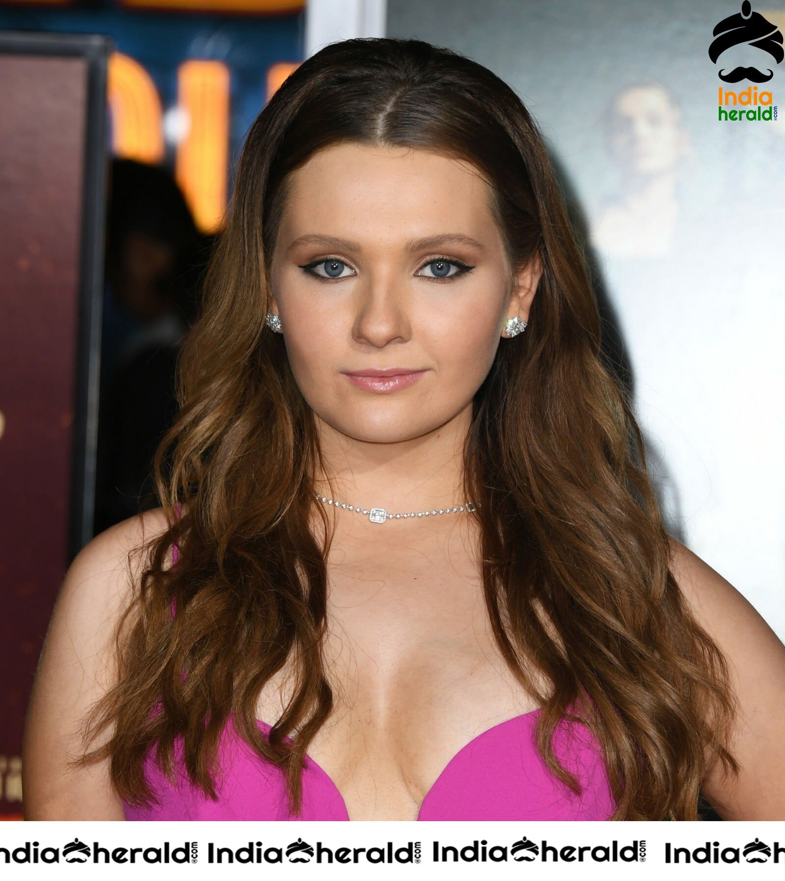 Abigail Breslin at Zombieland Double Tap Premiere in Westwood CA Set 4