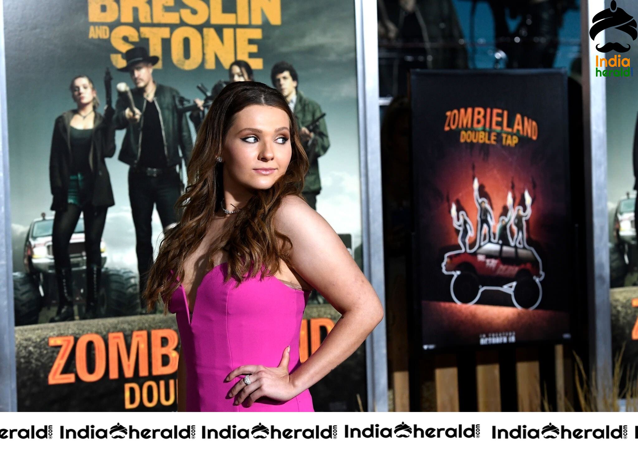 Abigail Breslin at Zombieland Double Tap Premiere in Westwood CA Set 4