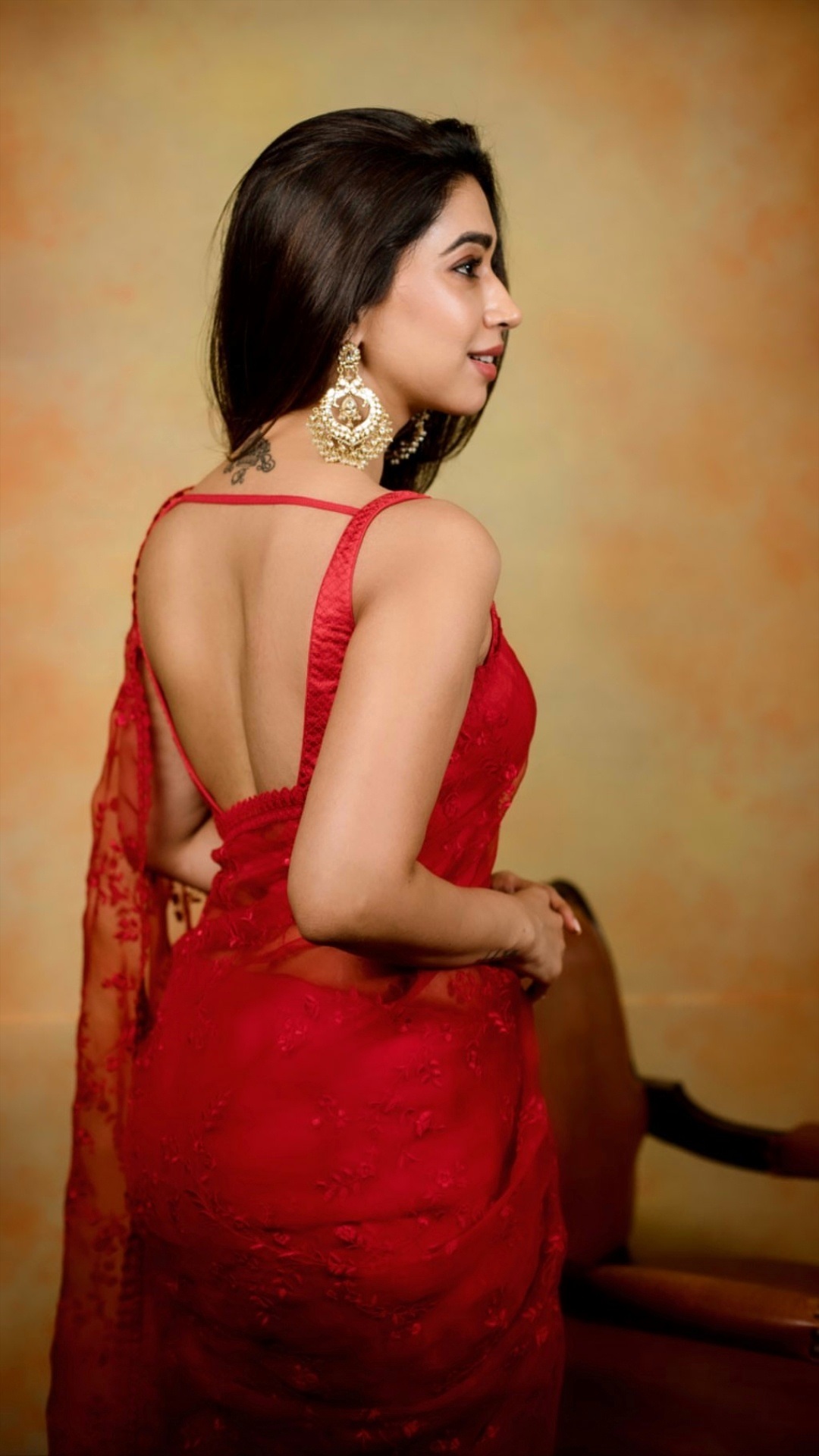 Actor Jayam Ravi Wife Aarti Ravi Hot In Red Transparent Saree