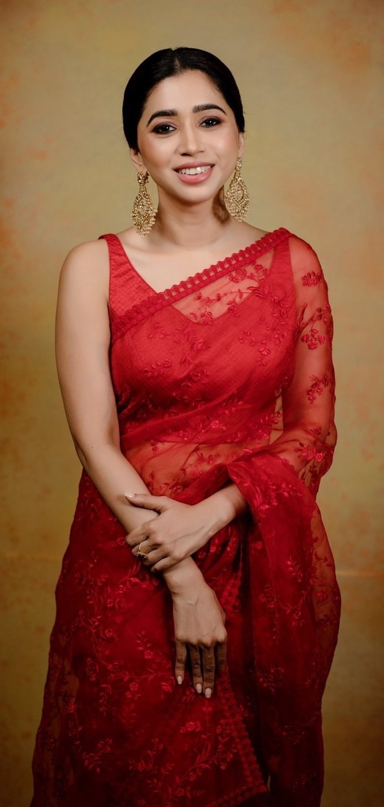 Actor Jayam Ravi Wife Aarti Ravi Hot In Red Transparent Saree