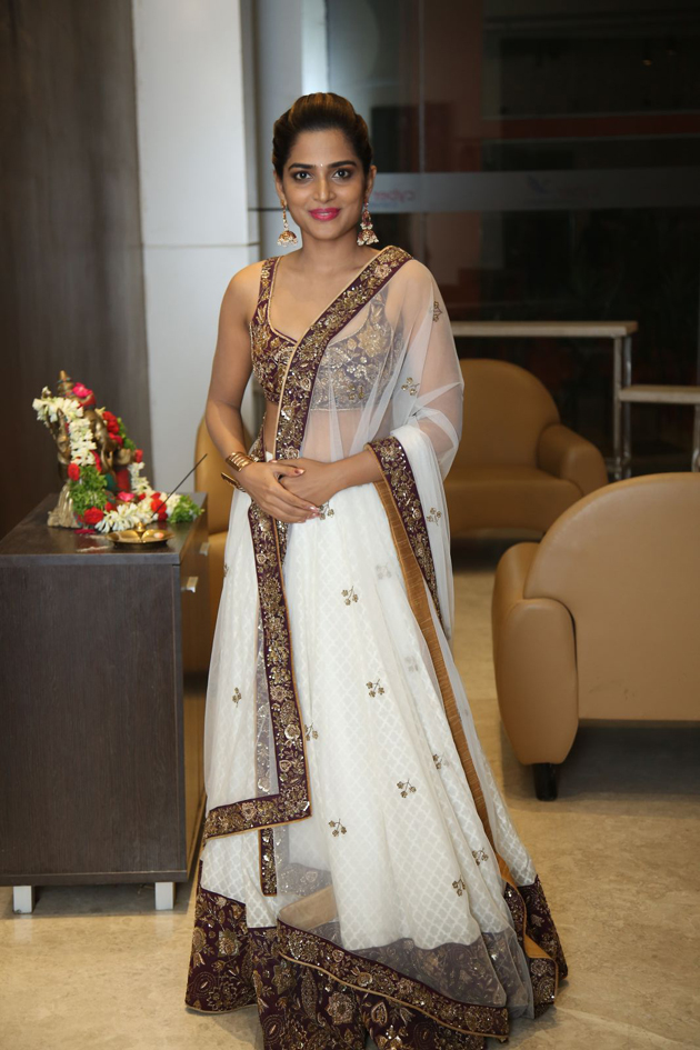 Actress Anagha LK Maruthora set 2 Photos