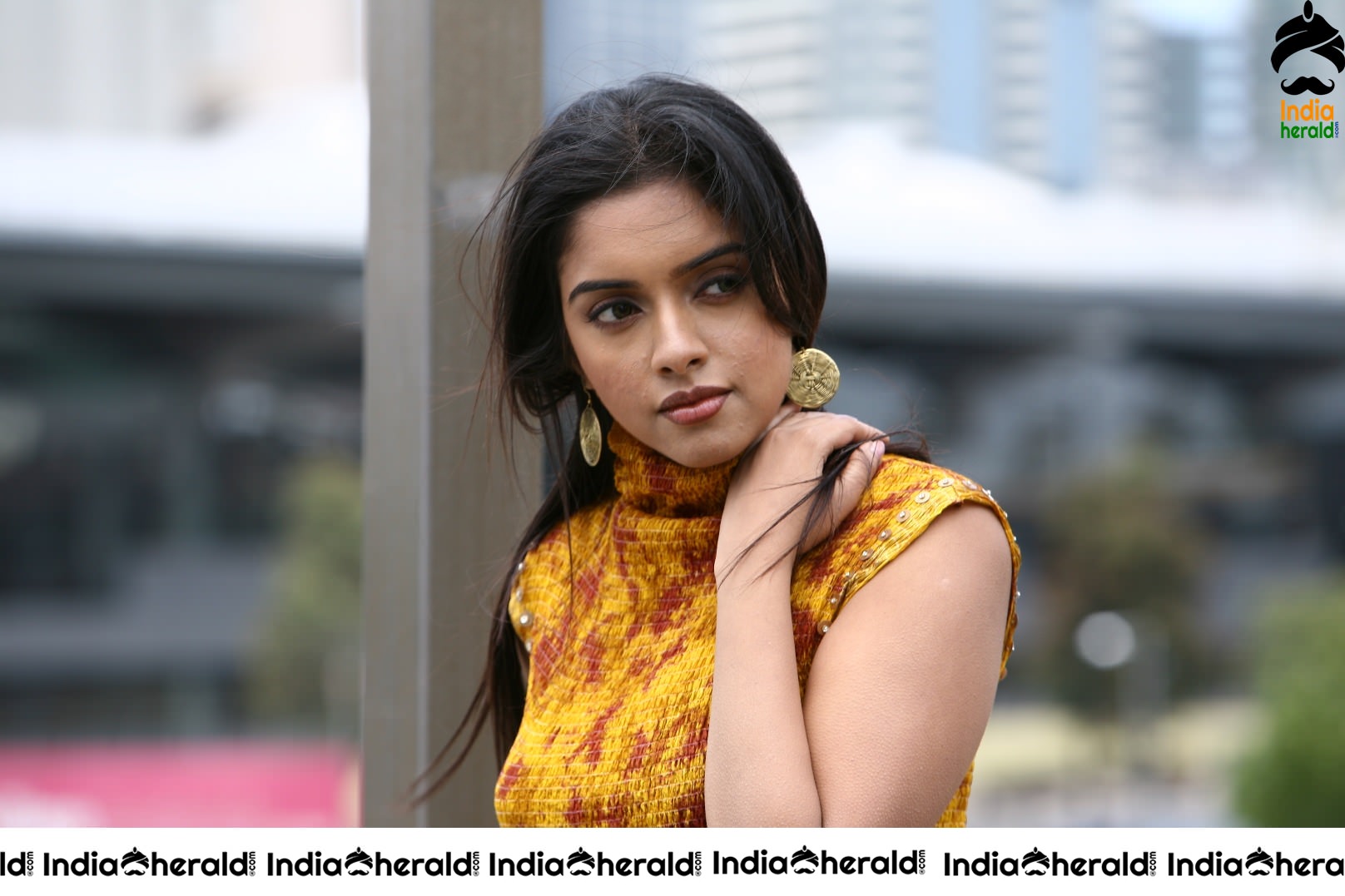 Actress Asin Unseen CUTE and DROP DEAD GORGEOUS Photos