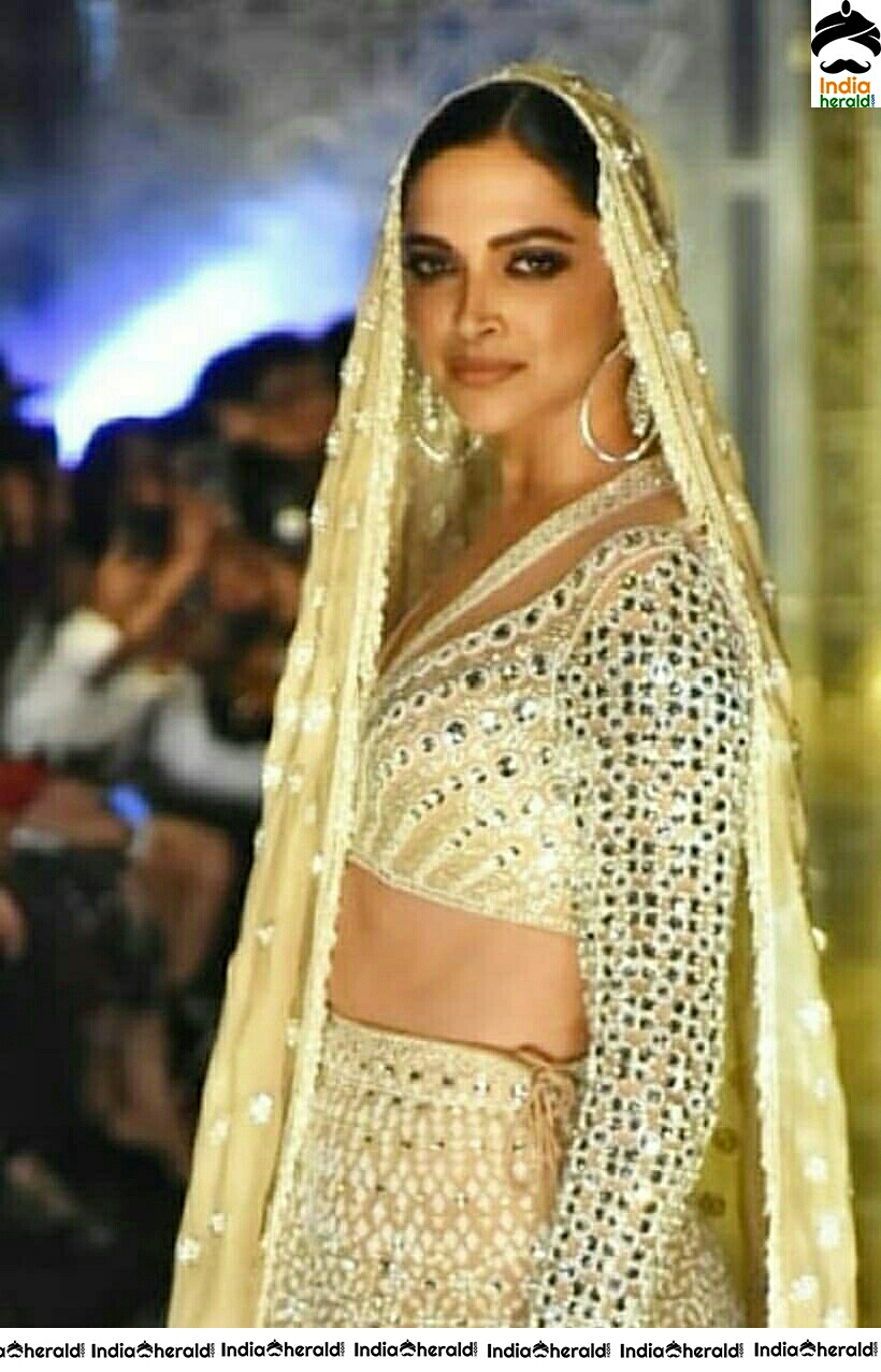 Actress Deepika Padukone Stunning Stills From Ramp Walk For Abu Jani